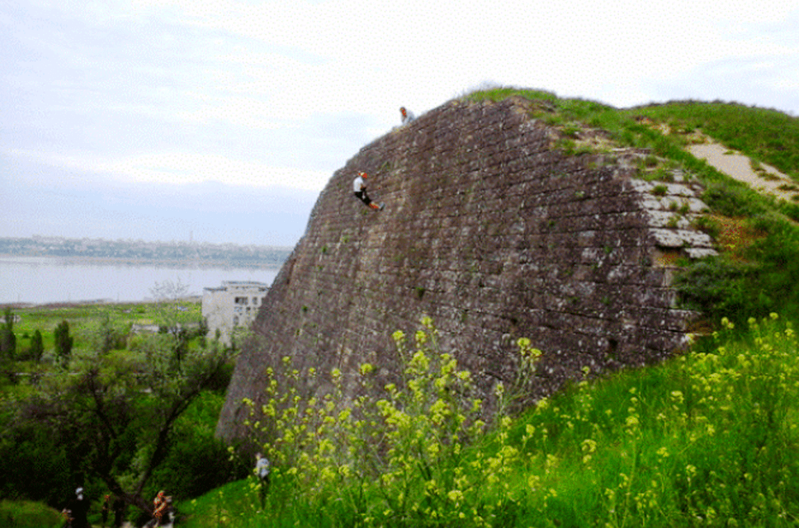 гора Жеваховий